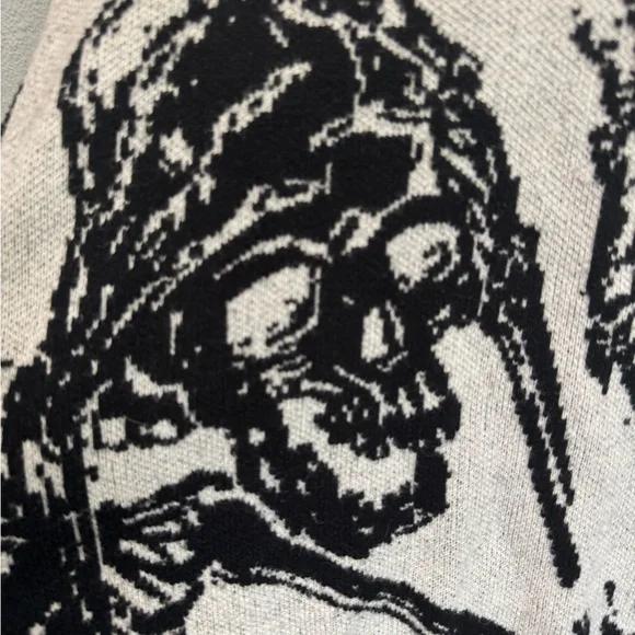 Black and White Skeleton Print Sweater - Picture 3 of 5